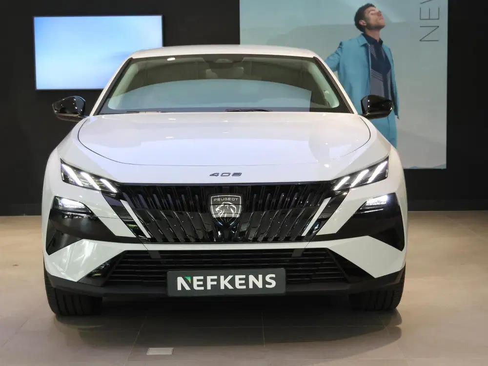 Peugeot 408 e-408 Allure 58 kWh uit 2026, foto 5