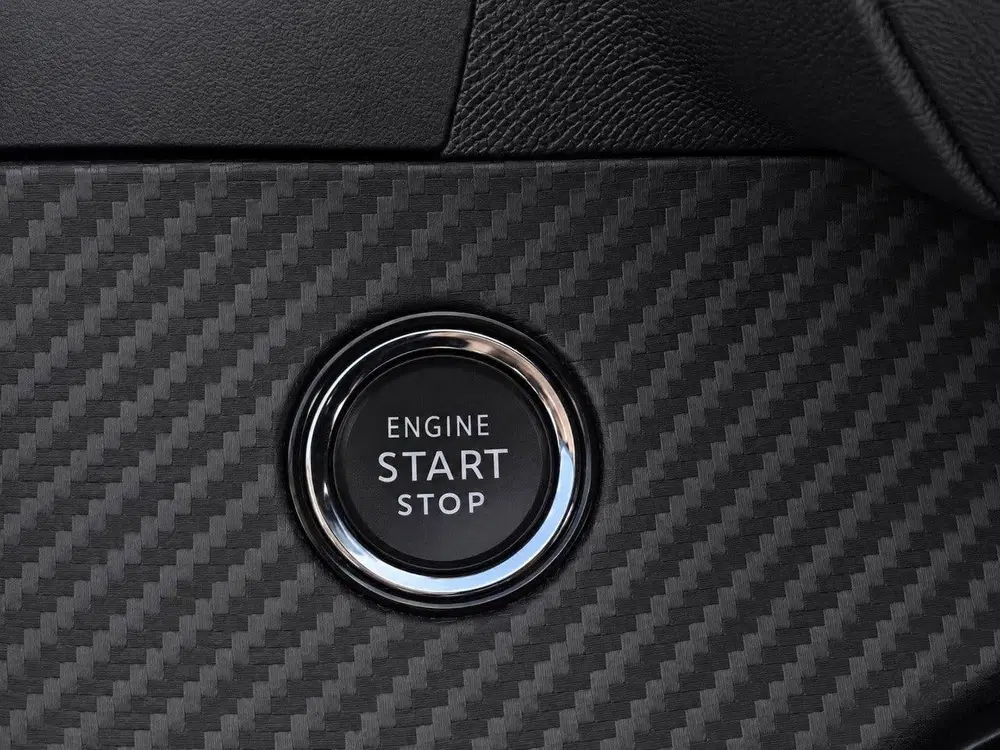 Peugeot 2008 1.2 Hybrid 145PK Allure Navigatie uit 2025, foto 14