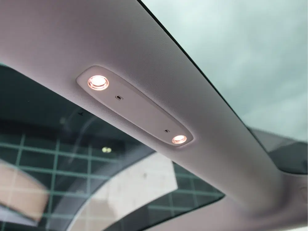 Tesla Model 3 60 kWh Performance look FULL LED uit 2020, foto 14