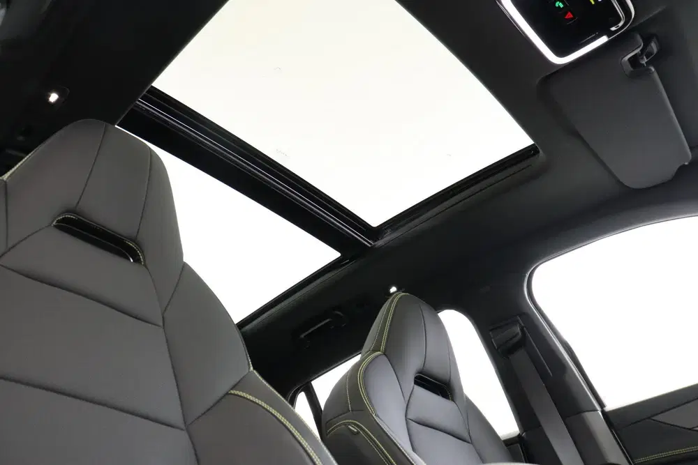 Lynk & Co 01 1.5 PHEV MORE -PANO.DAK uit 2026, foto 10