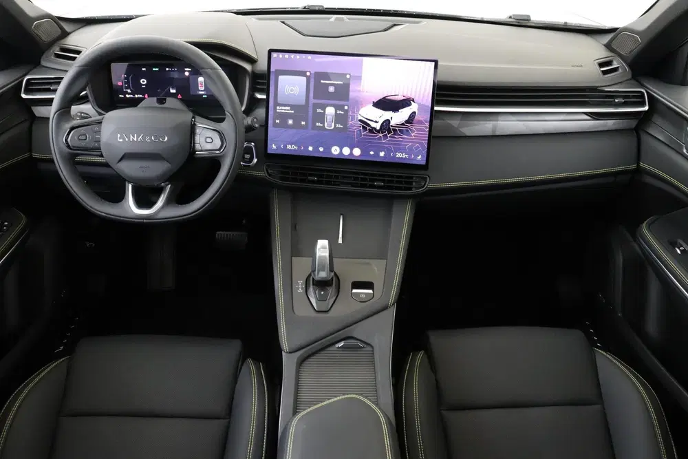 Lynk & Co 01 1.5 PHEV MORE -PANO.DAK uit 2026, foto 4