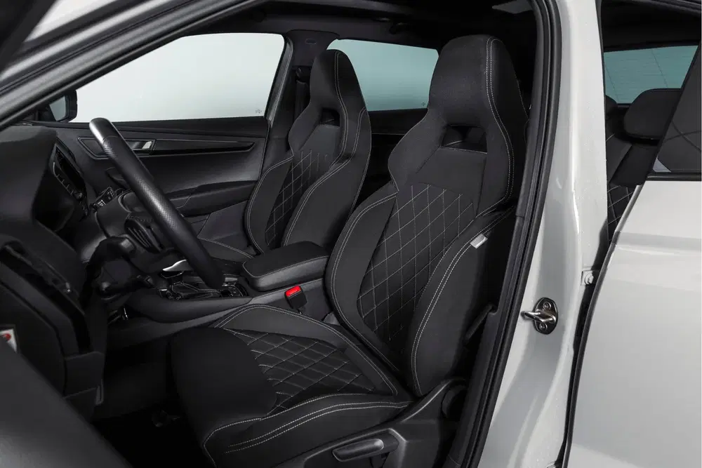 Skoda Karoq 1.5 TSI ACT Sportline Business 150 PK uit 2024, foto 6