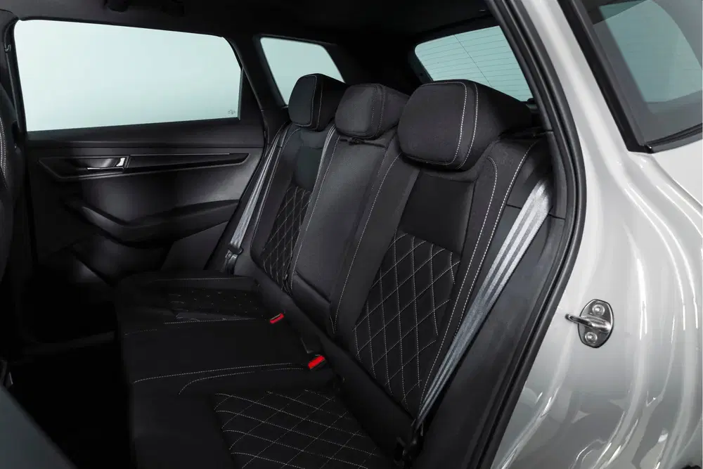 Skoda Karoq 1.5 TSI ACT Sportline Business 150 PK uit 2024, foto 8