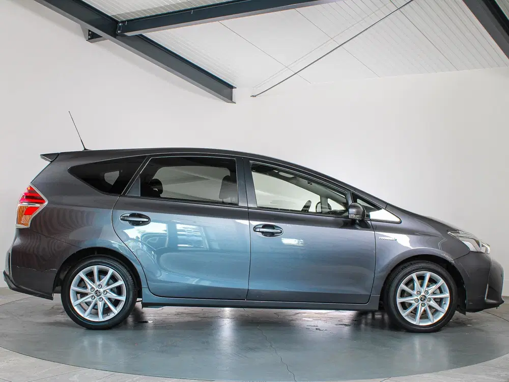 Toyota Prius 1.8 Dynamic 7-Persoons uit 2019, foto 8