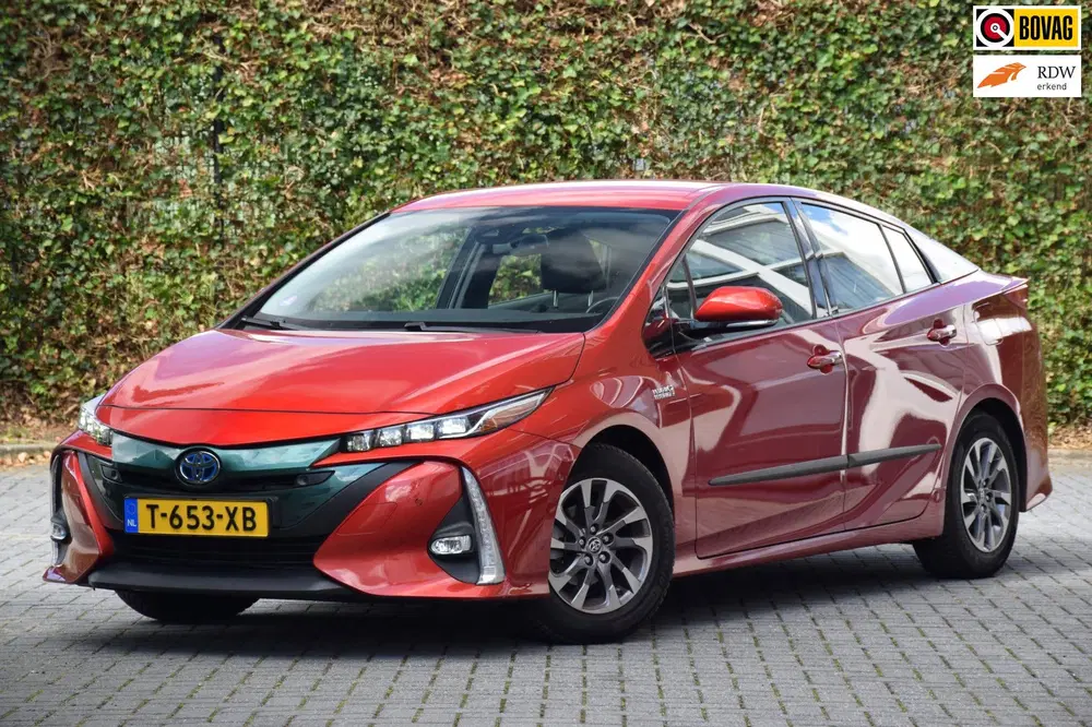 Toyota Prius 1.8 Plug-in Executive uit 2019