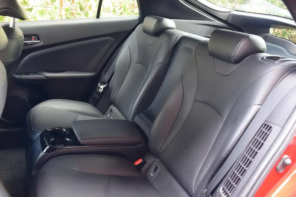 Toyota Prius 1.8 Plug-in Executive uit 2019, foto 14