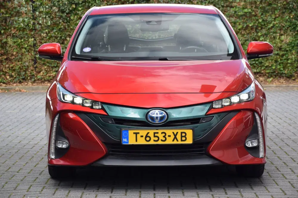 Toyota Prius 1.8 Plug-in Executive uit 2019, foto 2