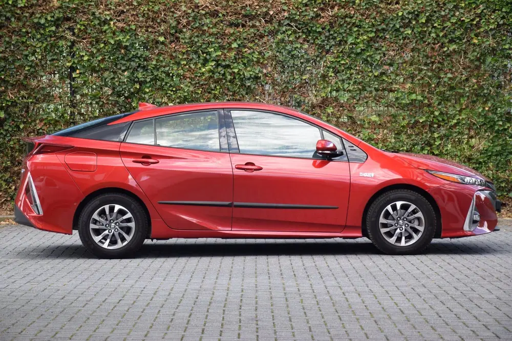 Toyota Prius 1.8 Plug-in Executive uit 2019, foto 4