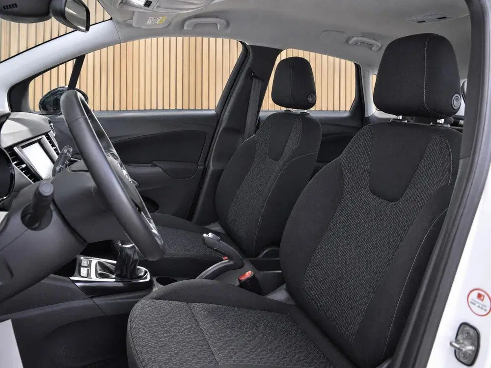 Opel Crossland 1.2 Edition uit 2022, foto 7