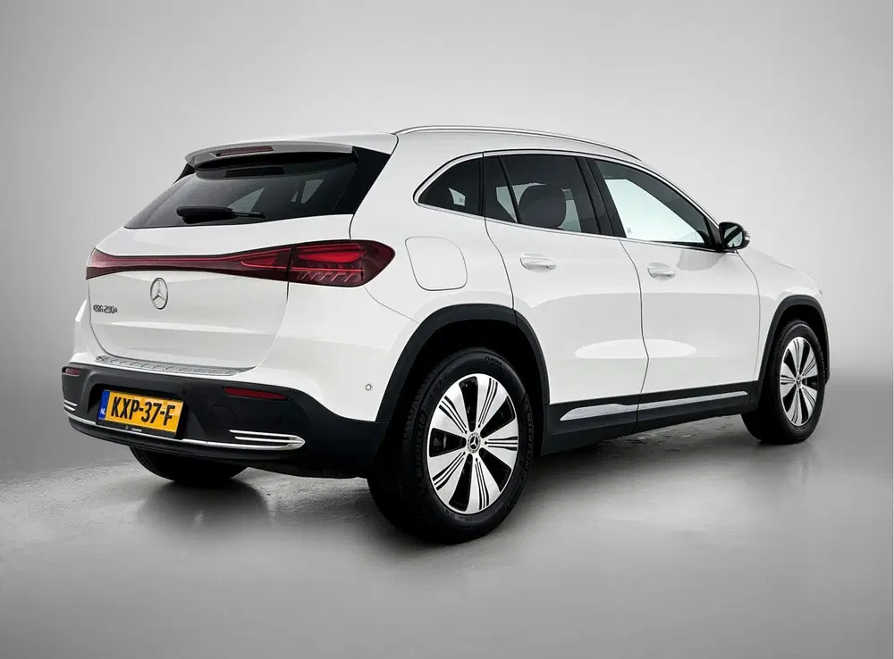 Mercedes-Benz EQA 250+ Luxury Line 71 kWh Ledkoplampen uit 2025, foto 2