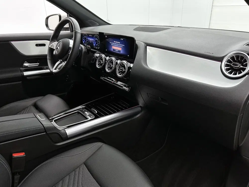 Mercedes-Benz EQA 250+ Luxury Line 71 kWh Ledkoplampen uit 2025, foto 6