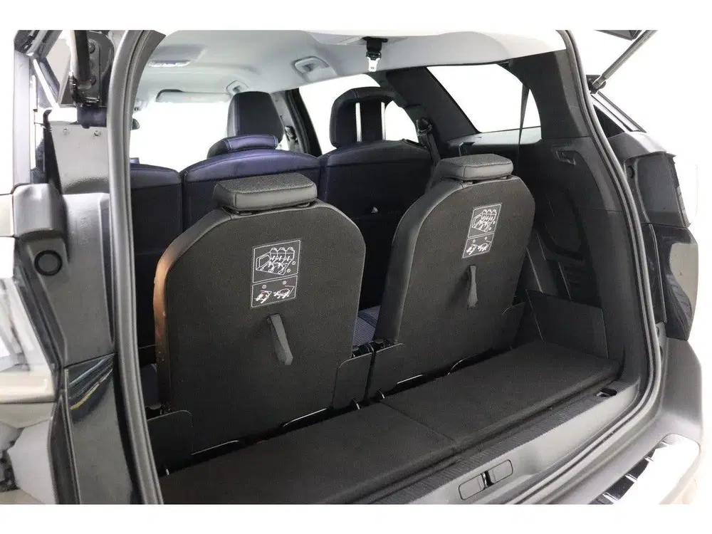 Peugeot 5008 1.2 PureTech Allure Pack Business uit 2022, foto 13
