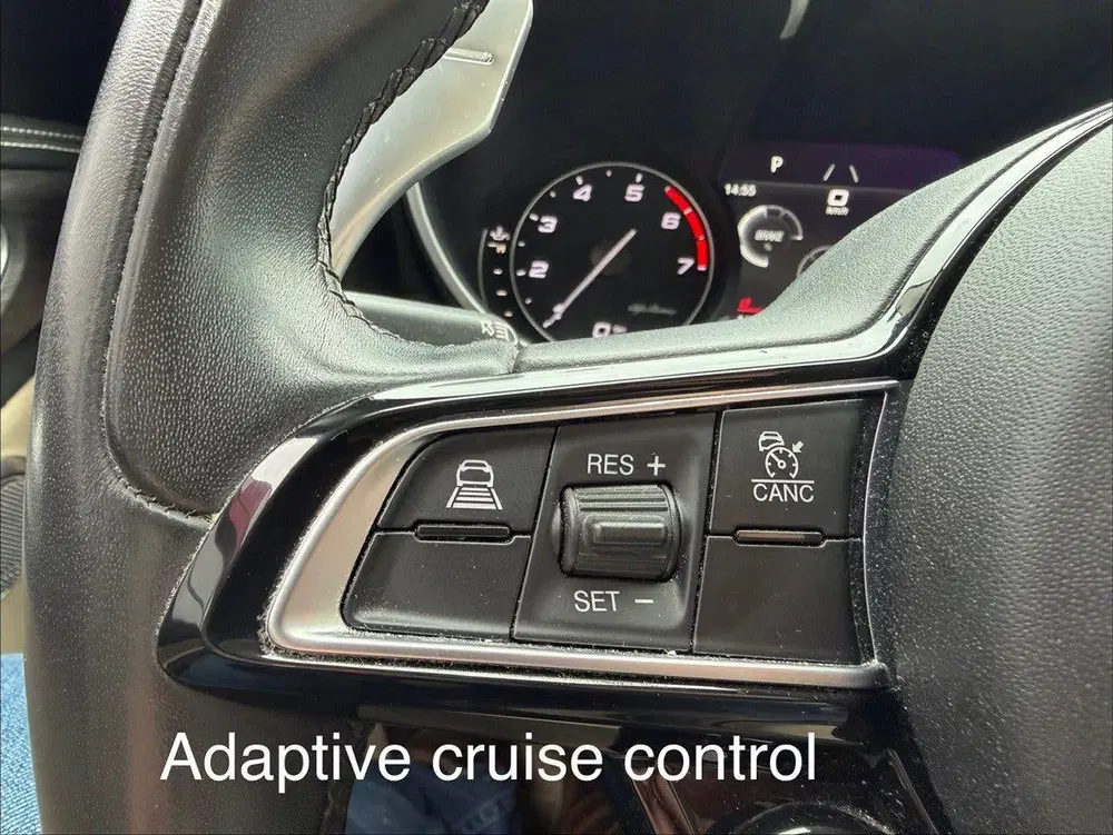 Alfa Romeo Giulia 2.0T TI 200pk Harman Kardon uit 2021, foto 8
