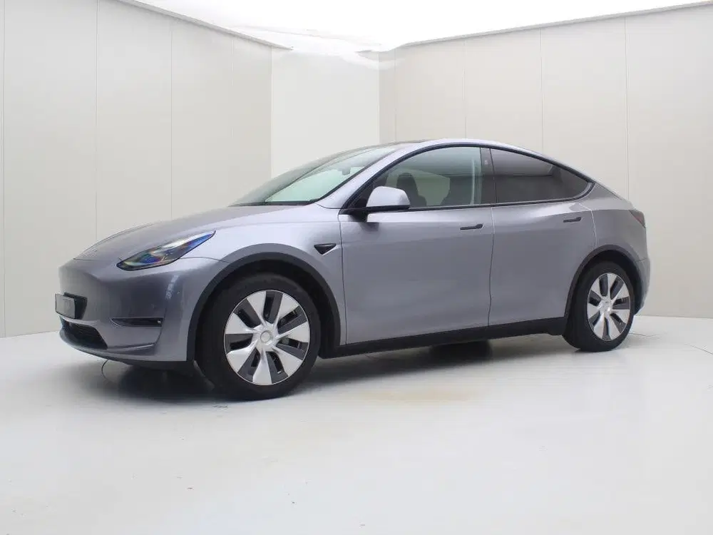 Tesla Model Y Long Range AWD 75kWh 351pk 95% SoH [ HW4+A uit 2024, foto 7