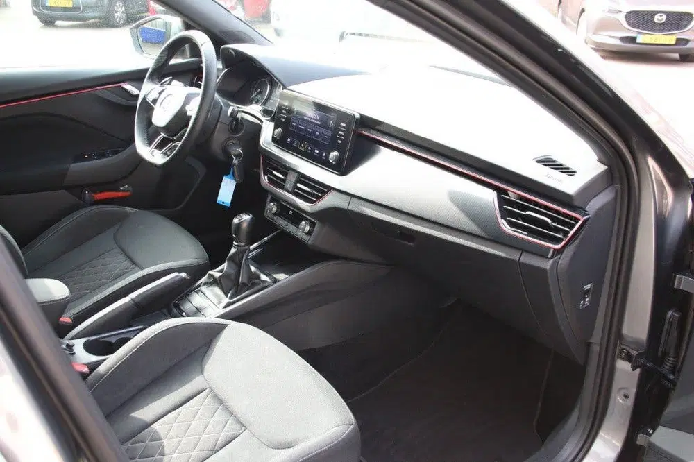 Skoda Scala 1.0 TSI Sport Business uit 2023, foto 15