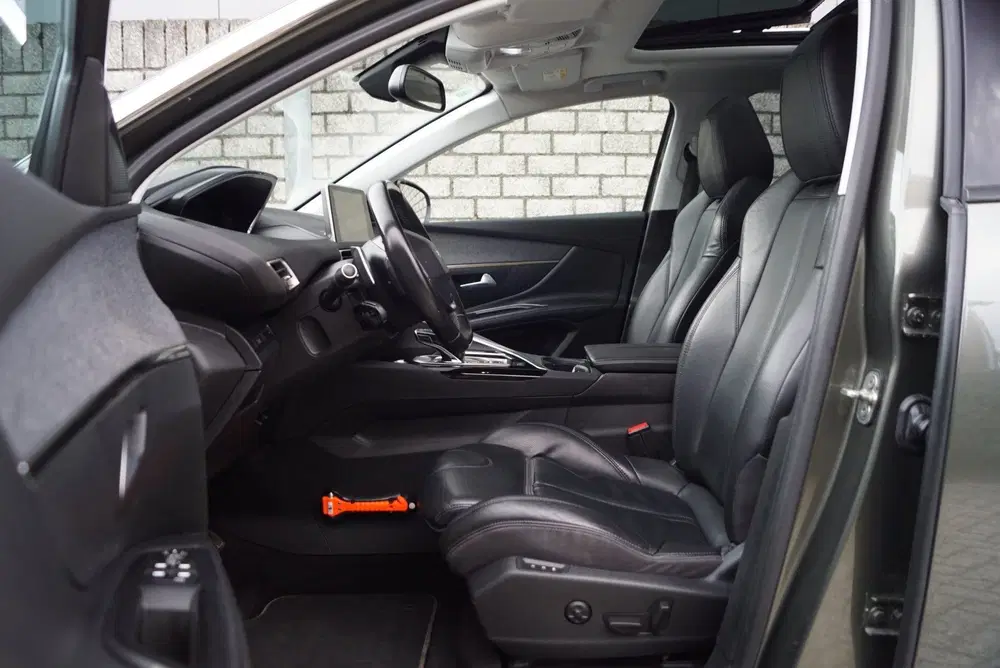 Peugeot 5008 1.6 Premium GT Line Autom 7 Pers Panodak L uit 2019, foto 4