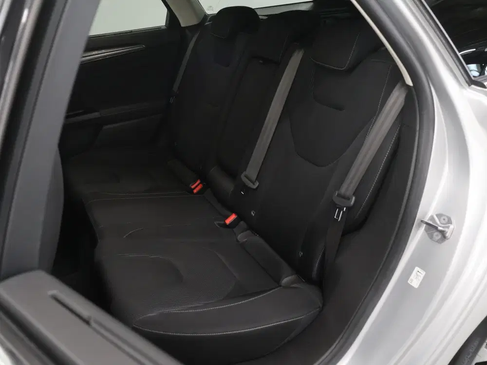 Ford Mondeo 2.0 IVCT HEV Hybrid Titanium uit 2020, foto 11