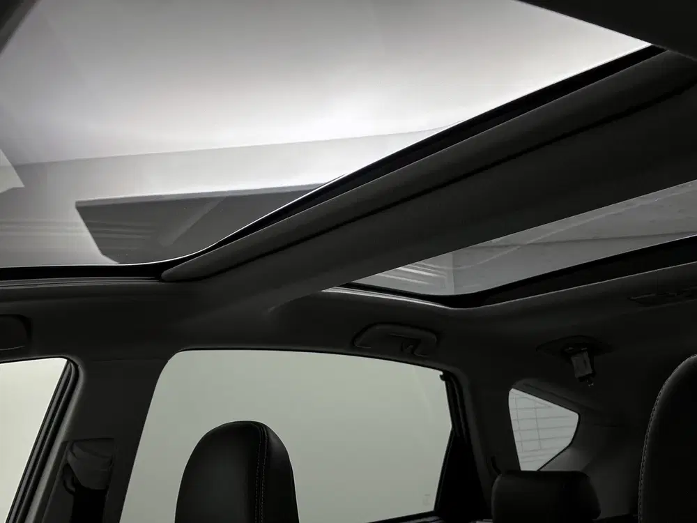 Toyota Prius Prius+ uit 2021, foto 6