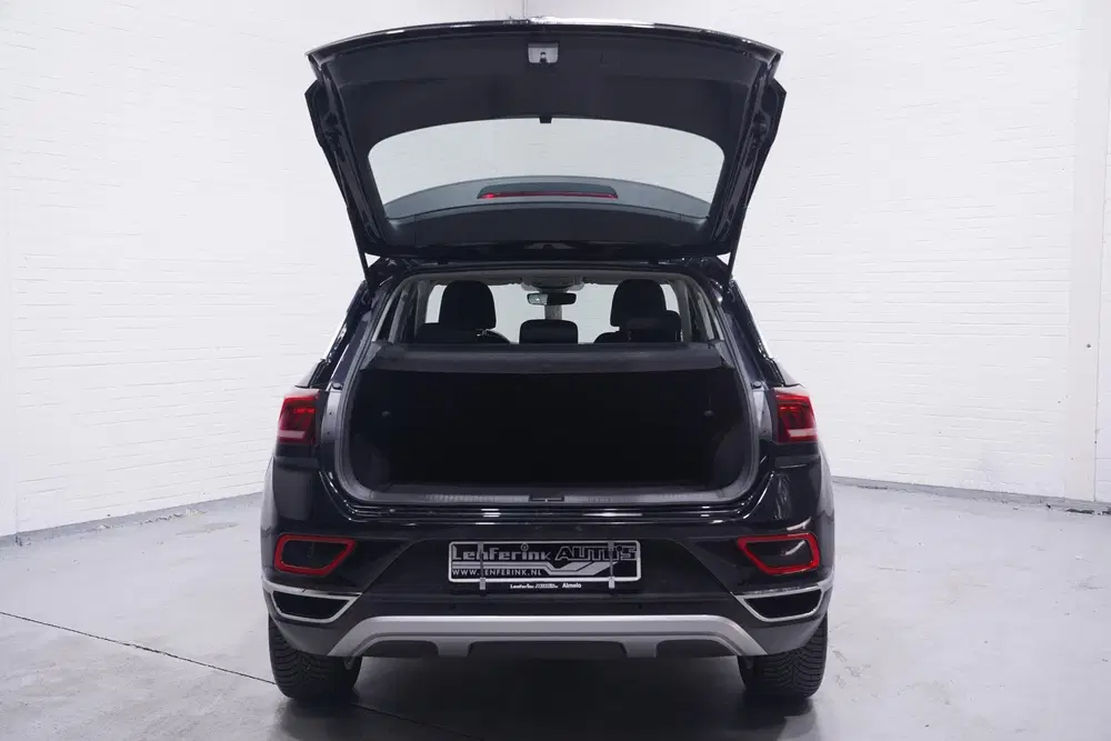Volkswagen T-Roc 2.0 TDI Style 4Motion Navi Apple Carplay A uit 2024, foto 15