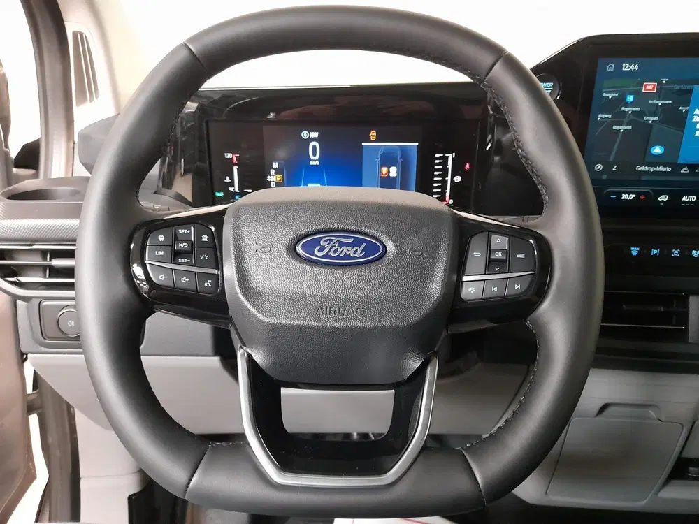 Ford Transit Custom 320 2.0 TDCI L2H1 Limited Automaat Clima uit 2024, foto 4