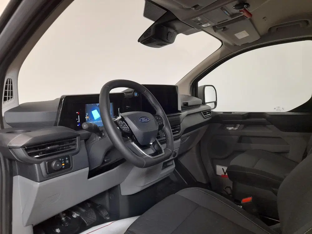 Ford Transit Custom 320 2.0 TDCI L2H1 Limited Automaat Clima uit 2024, foto 9