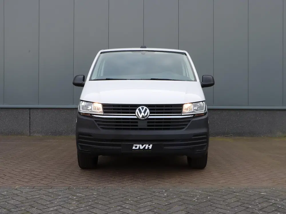 Volkswagen Transporter 2.0 TDI L1H1 28 150pk DSG uit 2022, foto 2