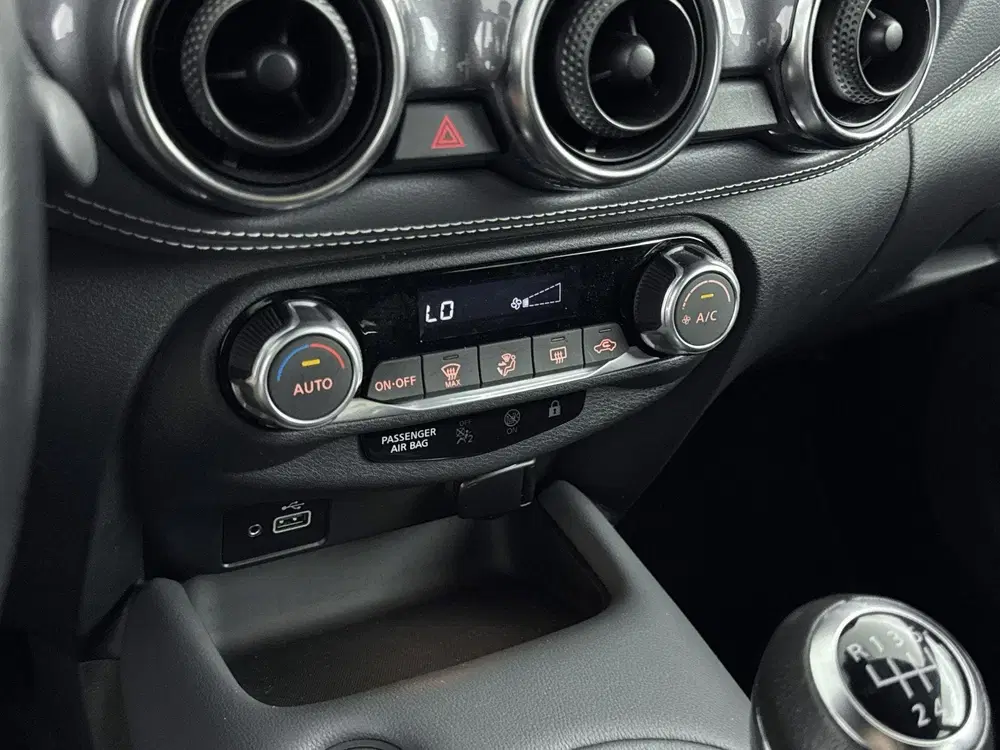 Nissan Juke 1.0 DIG-T N-Connecta 117PK uit 2020, foto 15
