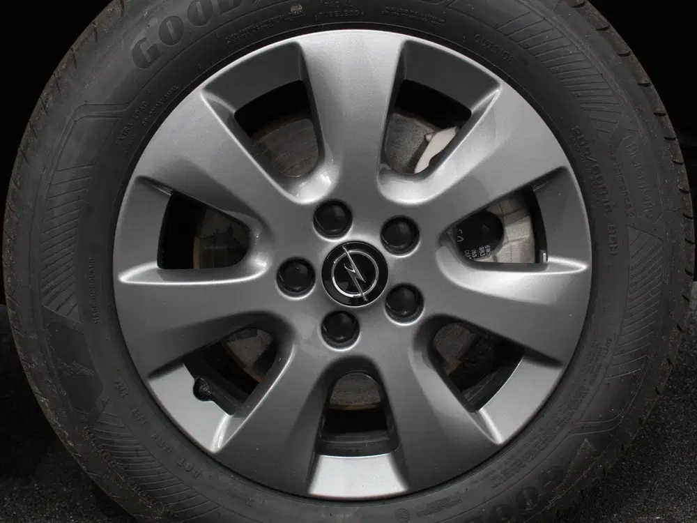 Opel Combo 1.5 BlueHDi 130pk L2 Automaat Apple Carpla uit 2024, foto 13