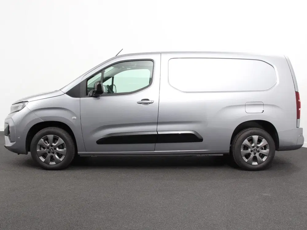 Opel Combo 1.5 BlueHDi 130pk L2 Automaat Apple Carpla uit 2024, foto 6