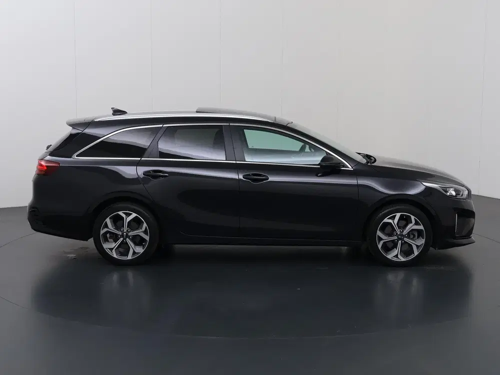 Kia Ceed 1.6 GDI PHEV ExecutiveLine uit 2021, foto 6