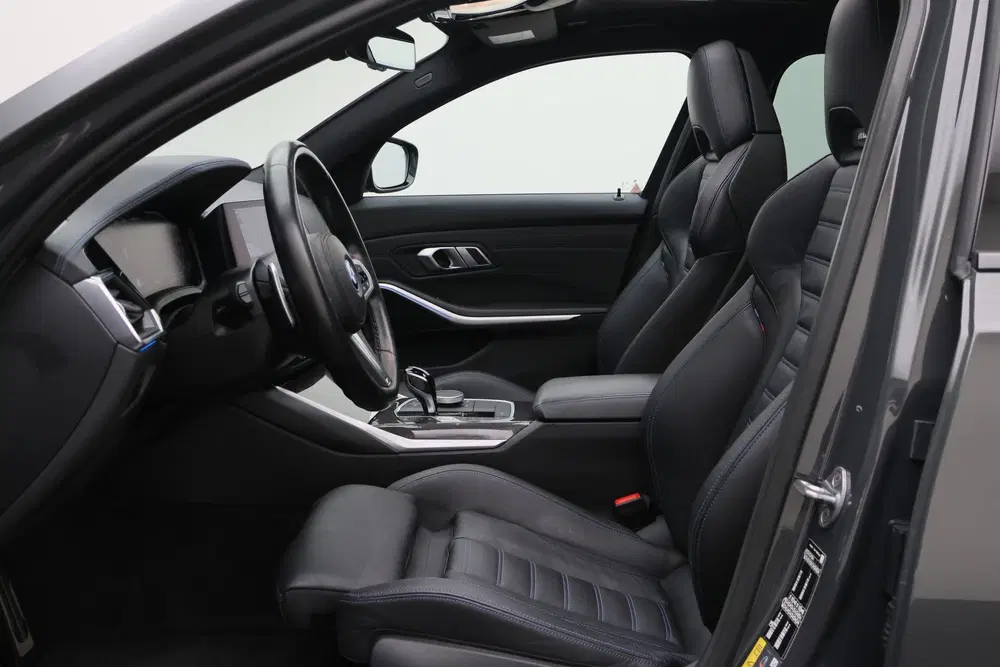 BMW 3-serie 3 Serie Touring 330e Business Edition Plus uit 2022, foto 12