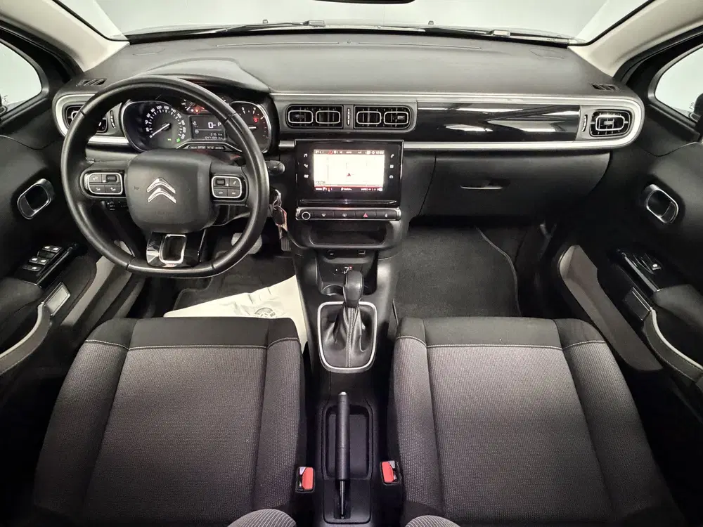 Citroën C3 1.2 PureTech S&S Shine Automaat uit 2019, foto 8