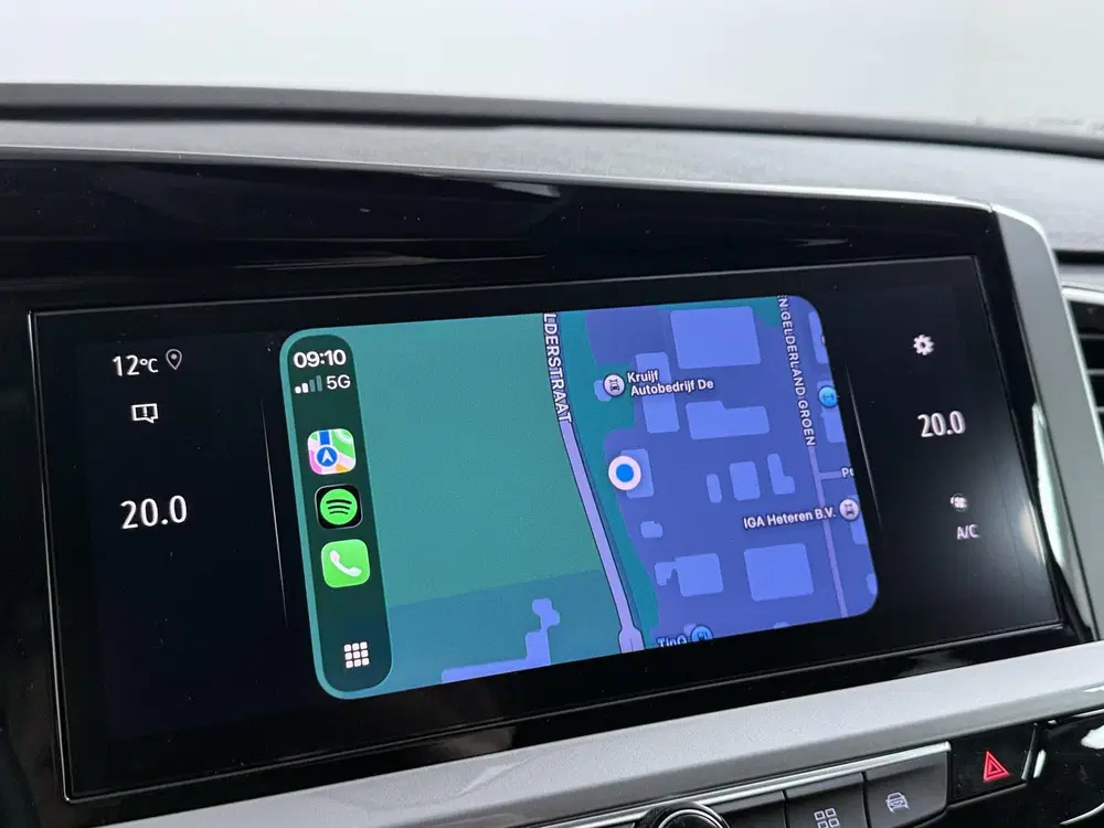 Opel Grandland 1.6 Turbo Plug-In Hybrid uit 2023, foto 13