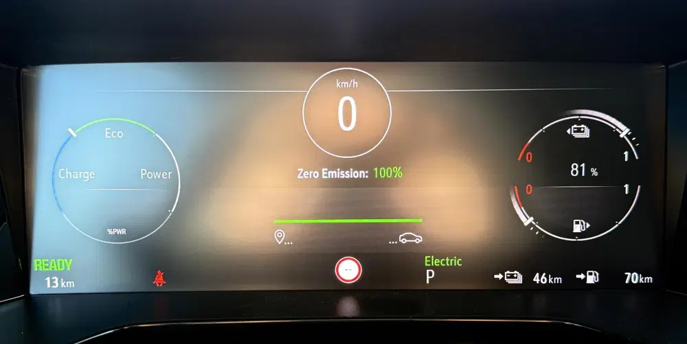 Opel Grandland 1.6 Turbo Plug-In Hybrid uit 2023, foto 4