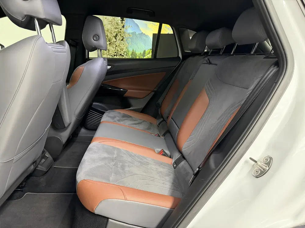 Volkswagen ID.4 First 77 kWh uit 2021, foto 9