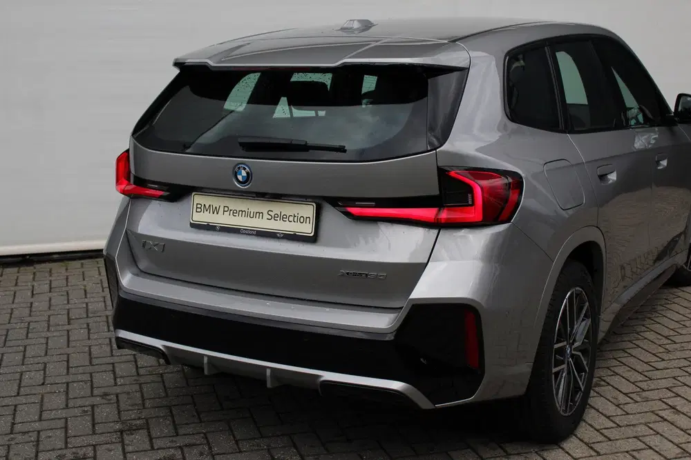 BMW iX1 xDrive30 M Sport uit 2024, foto 10