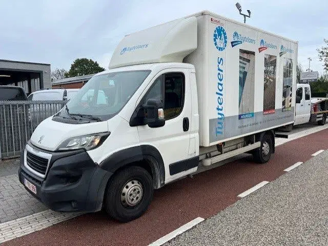Peugeot Boxer 335 2.0 BlueHDI 120kw KOFFER LAADKLEP LBW uit 2019