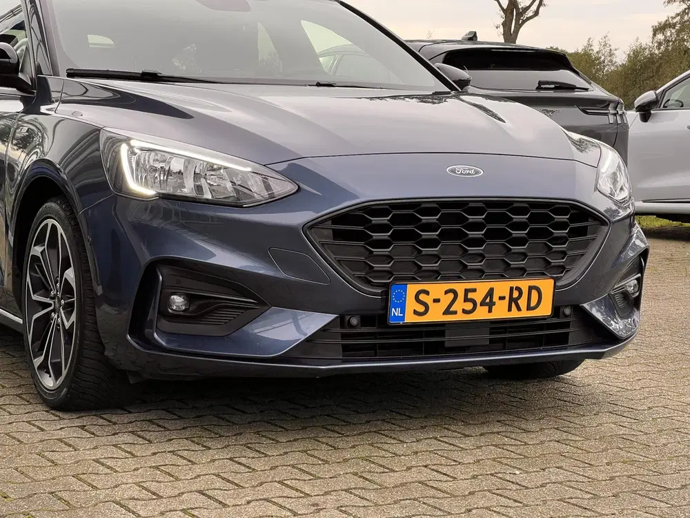 Ford Focus 1.0 EcoBoost ST Line Business Full-led uit 2019, foto 3