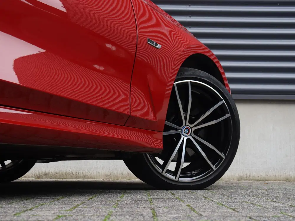 BMW 3-serie Touring 330e uit 2022, foto 7