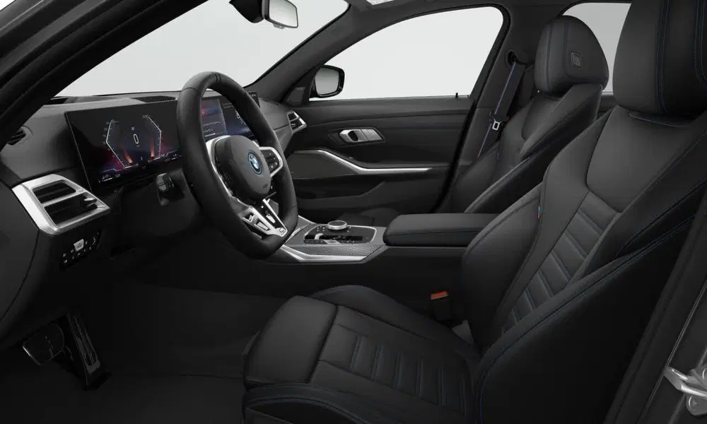 BMW 3-serie Sedan 330e M Sport Pro uit 2026, foto 4