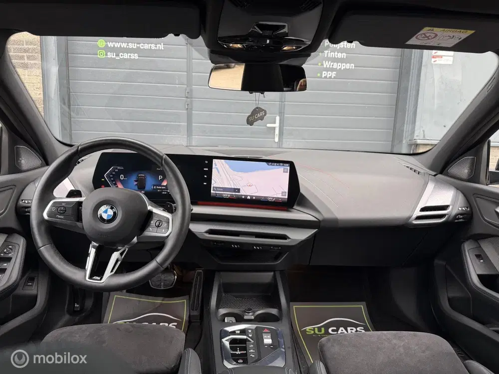 BMW 1-serie 120 M Sport Black Ed. uit 2025, foto 3