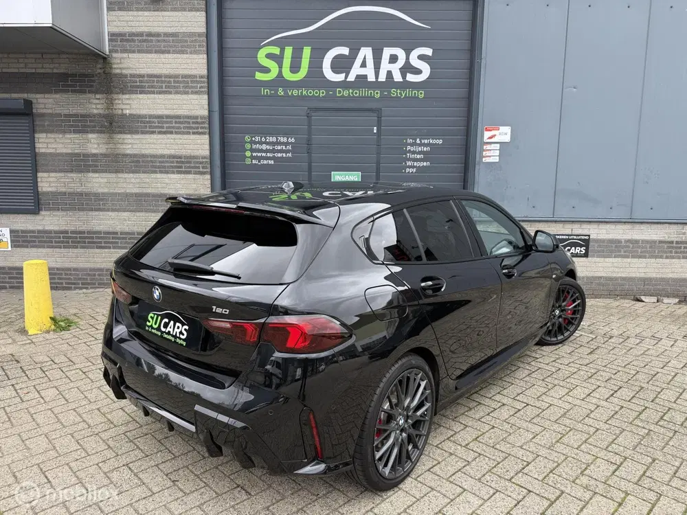 BMW 1-serie 120 M Sport Black Ed. uit 2025, foto 4