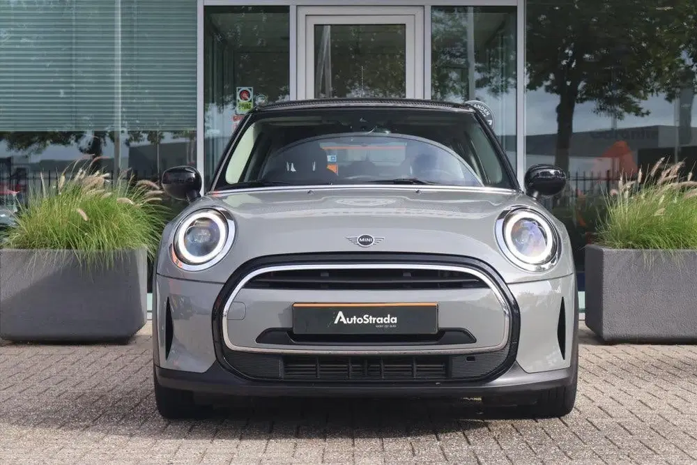 Mini Cooper Mini 5-Deurs (f55) 1.5 Cooper Business Edi uit 2022, foto 11