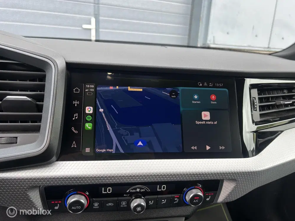 Audi A1 A1 30 TFSI S-Line Black ed. uit 2023, foto 9