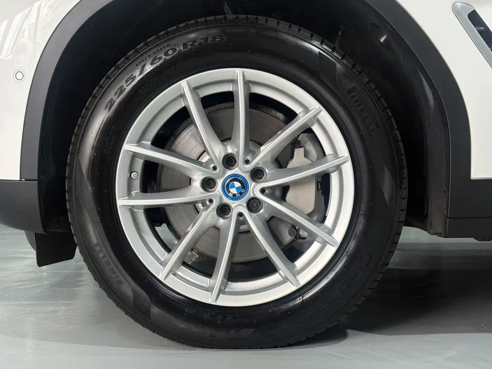 BMW X3 XDrive30e Face lift Executive Business Edi uit 2023, foto 12