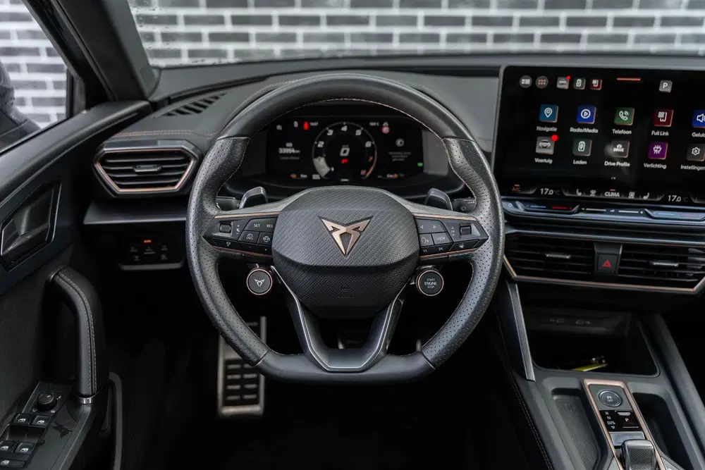 Cupra Leon 1.5 TSI e-Hybrid Business uit 2025, foto 2