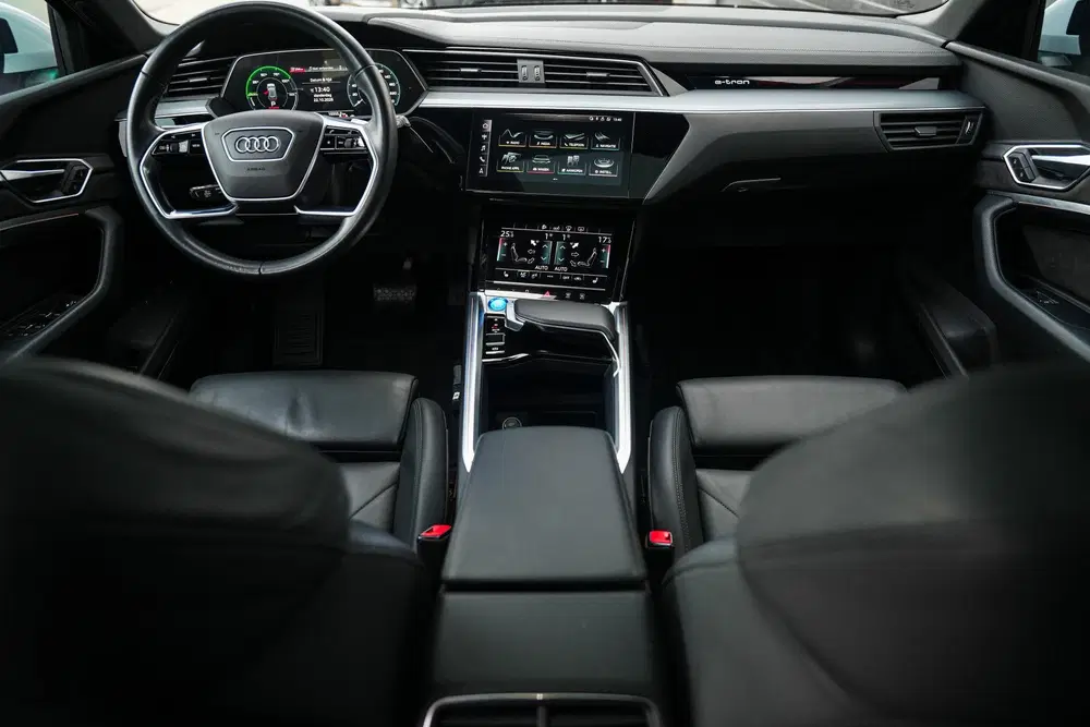 Audi e-tron Quattro 95 kWh 408 pk Advanced Pro Line Pl uit 2019, foto 5