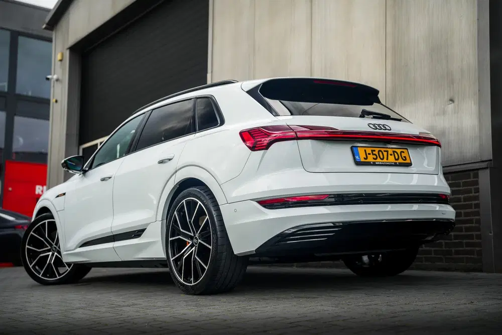 Audi e-tron Quattro 95 kWh 408 pk Advanced Pro Line Pl uit 2019, foto 6