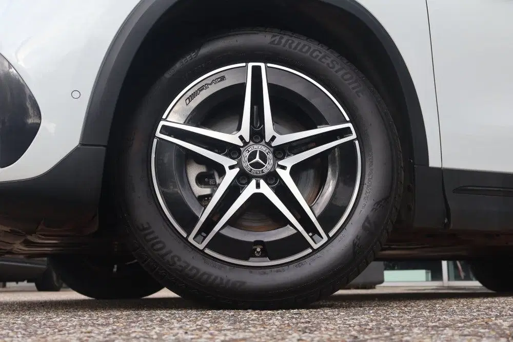 Mercedes-Benz EQA Mercedes EQA 250 AMG-Line 190pk SoH 100% uit 2022, foto 5