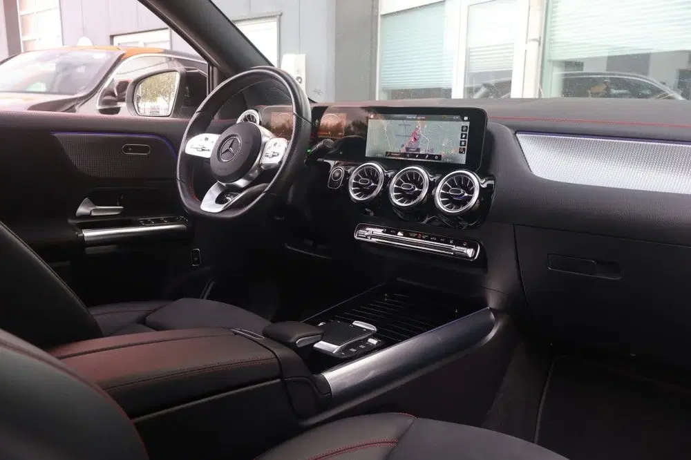 Mercedes-Benz EQA Mercedes EQA 250 AMG-Line 190pk SoH 100% uit 2022, foto 7